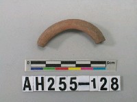 藏品(紅色泥質陶環殘件)的圖片